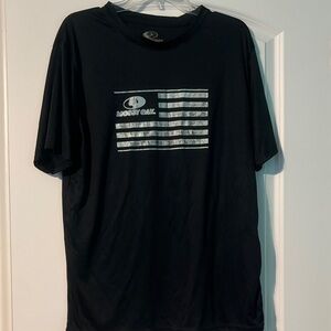 Mossy Oak Black and White Graphic Dry-Fit Tee